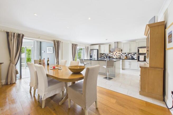 Far End, Victoria Road, Windermere, LA23 2DP photo 4