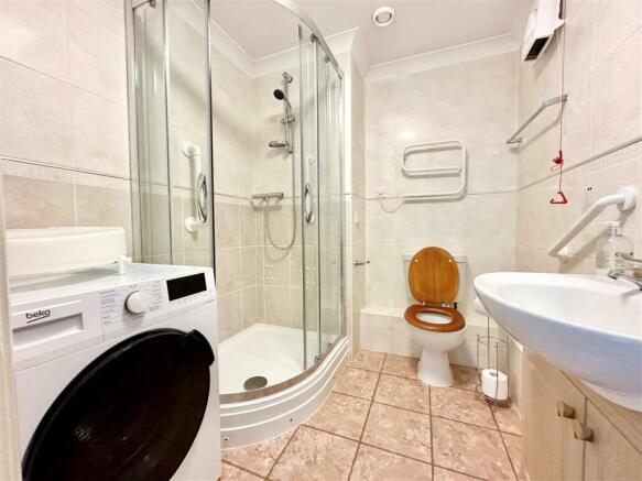 ShowerRoom.jpg