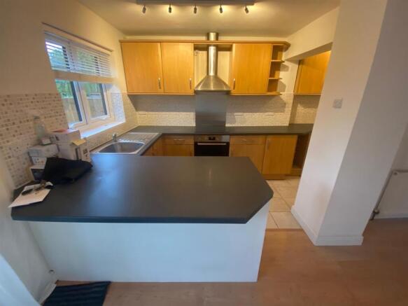 kitchen bar.jpg