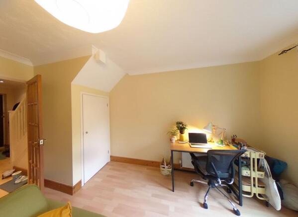Photo 4