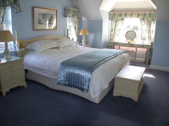 Photo 7