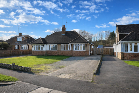 Golden Riddy, Linslade, LU7 2RH