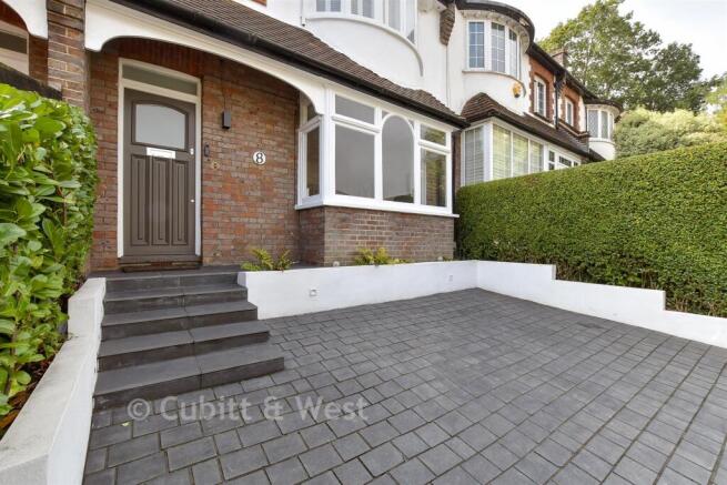 Driveway/Parking