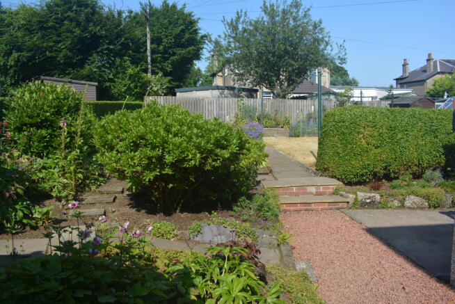 Whitefield Avenue, Cambuslang, Glasgow, South Lanarkshire photo 4
