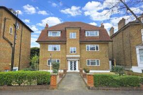 6, Queens Court, Queens Road, Twickenham TW1 4EY