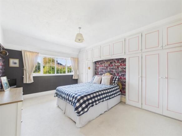 3 bed Semi-Detached for sale Image 9