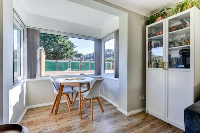 For Sale by Aspire Residential | Essex Court