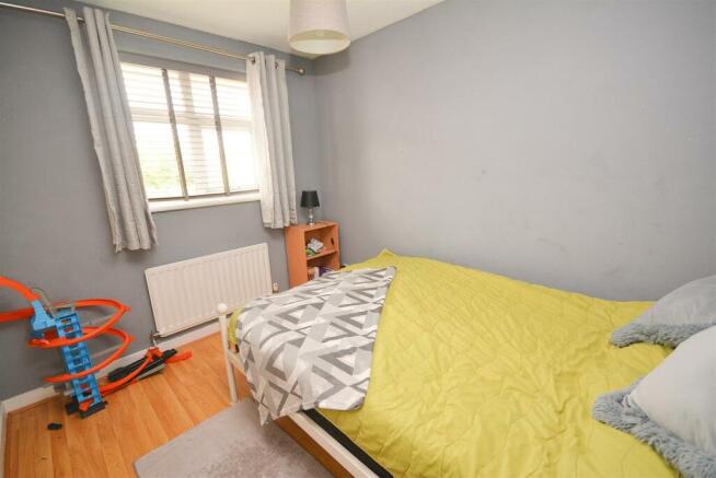 Bed 4.jpg