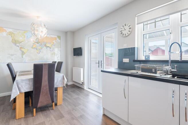 KITCHEN TO DINING