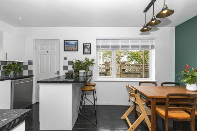 Kitchen Dining Square.jpg
