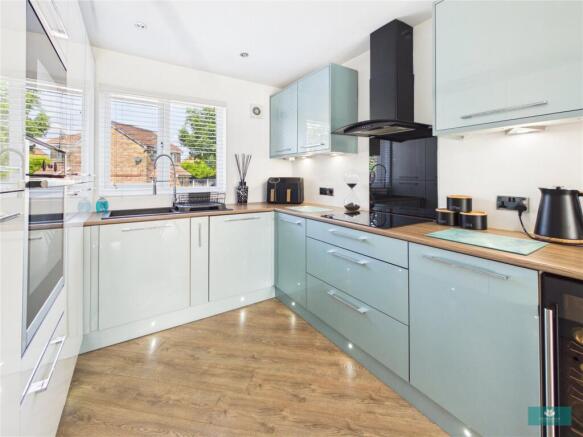 3 bed Detached for sale Image 10