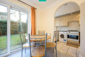 Flat 10, The Sycamores, Barton Road, Headington, Oxford OX3 9JX