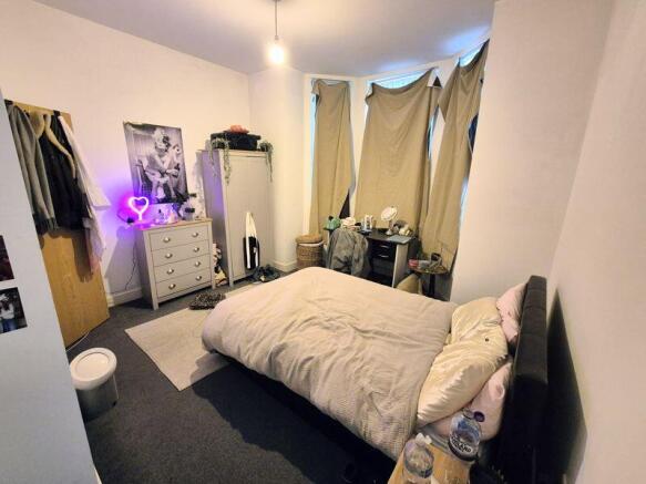 8 bed Terraced for sale Image 12