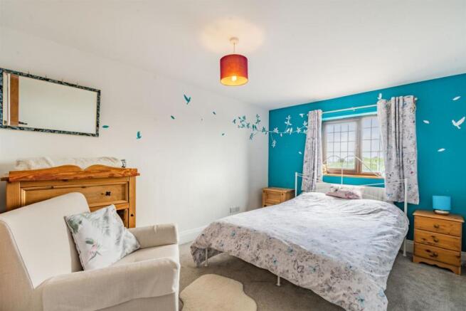 8502558-interior34.jpg