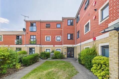 Bonham Court, Robinhood Lane, Wokingham, Berkshire, RG41