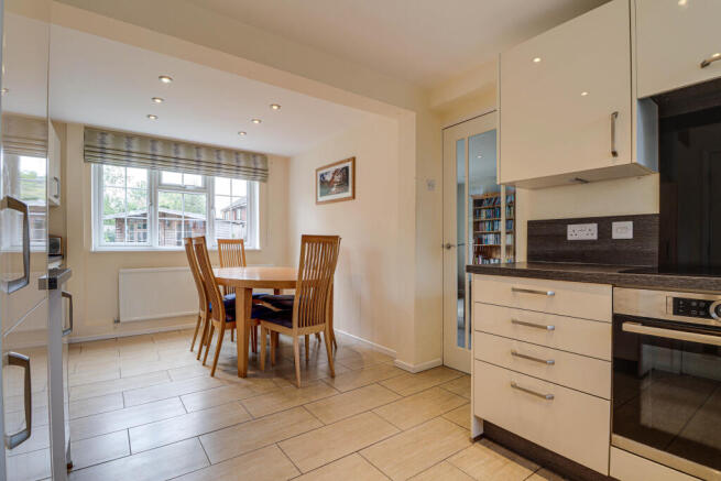 Kitchen/dining