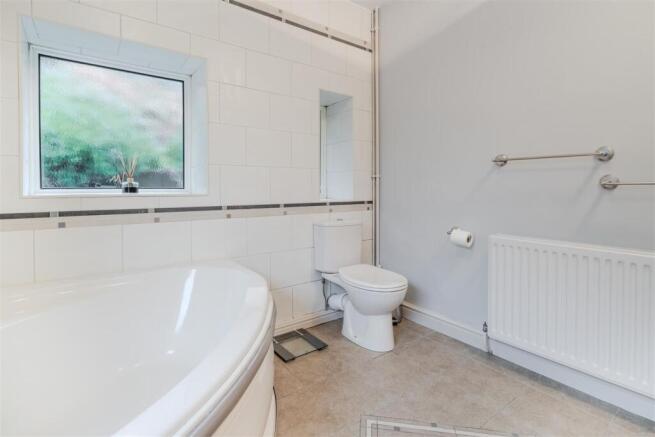 Bathroom-2.jpg