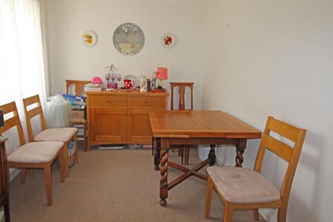 Dining Room / Bedroom 4