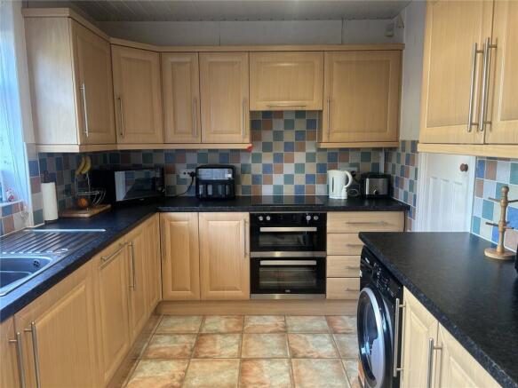 2 bed Terraced for sale Image 8
