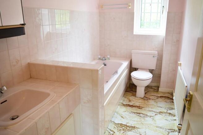 Photo 10