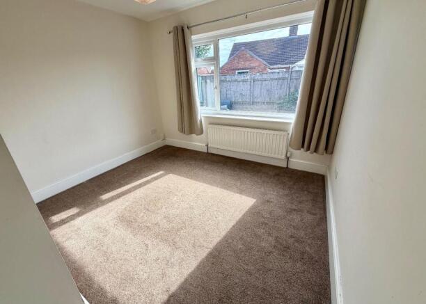 2 bed Semi-Detached Bungalow for sale Image 5