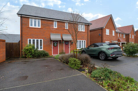 Porthcawl Drive, Binfield, Bracknell
