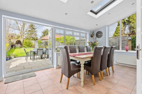 Swanbourne Close, Biggleswade, SG18 8EN