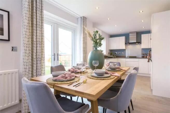 4 bed Detached for sale Image 4