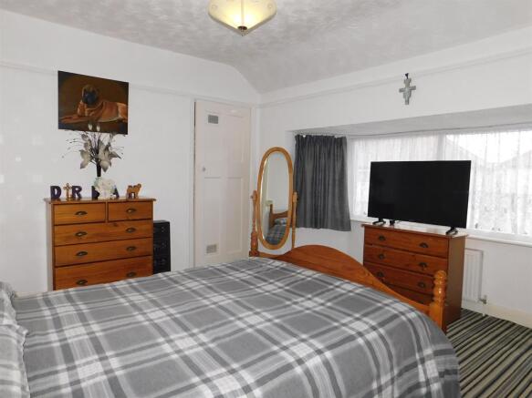 bedroom 1a