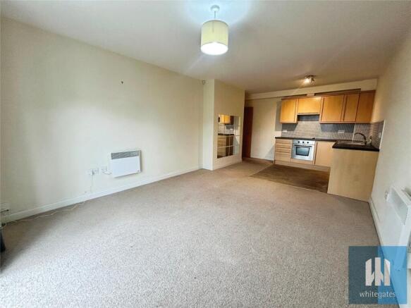2 bed Apartment to rent Image 8