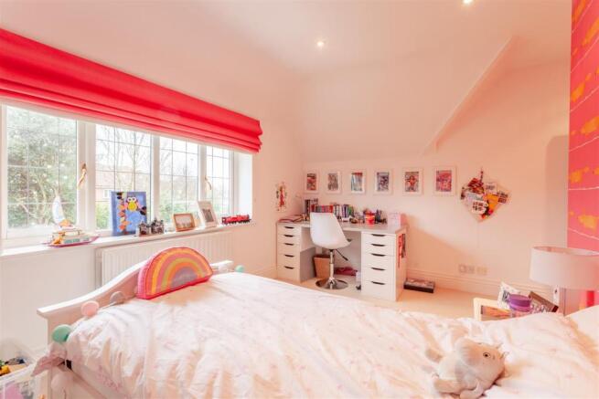 Bedroom vii (1 of 1).jpg