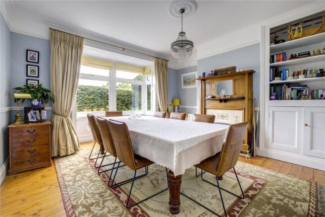 4 bed Detached for sale Image 8