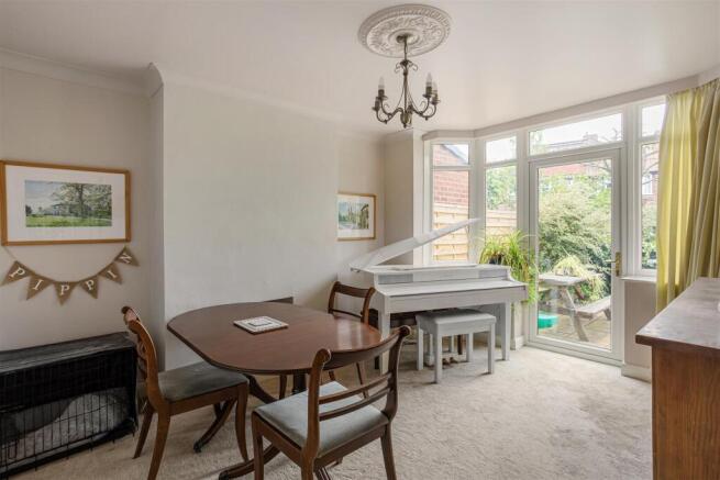 4 bed Semi-Detached for sale Image 10