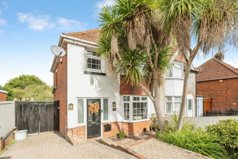 Cornwall Road, Southampton, SO18 2AS