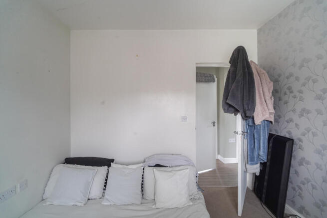 2 bed Flat for sale Image 10