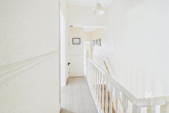 3 bed Terraced for sale Image 10