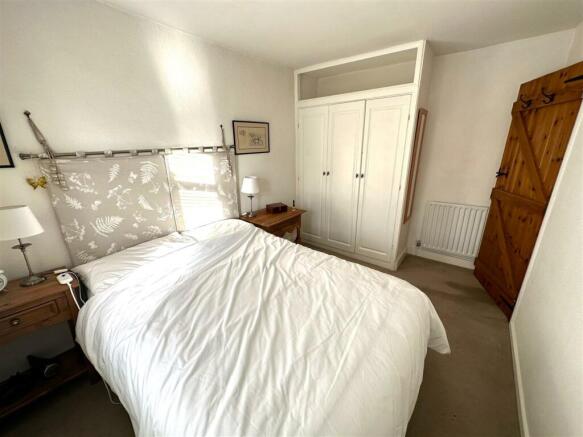 bed 1 1.jpg
