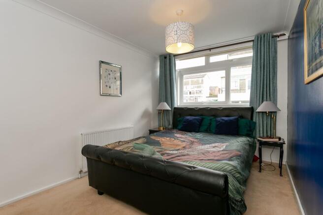 3 bed Terraced for sale Image 12