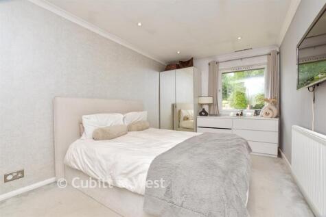 Hillside Close, Banstead, Surrey