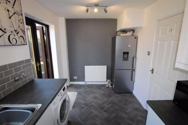 Fitted Dining Kitchen: