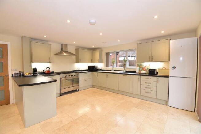 Kitchen/Diner/Family