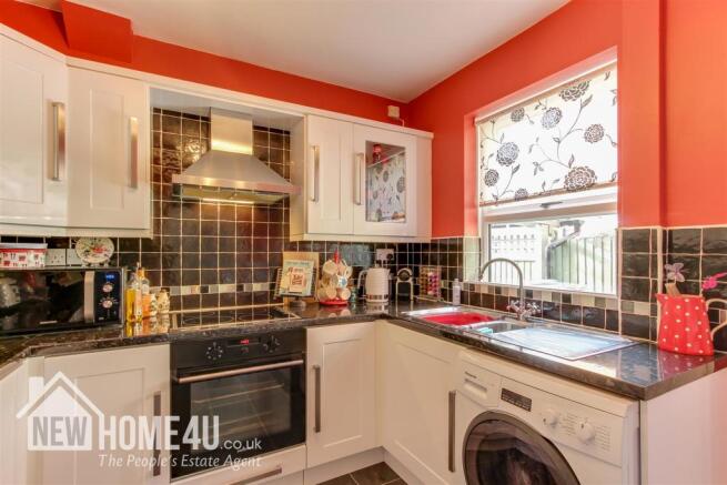 KITCHEN: