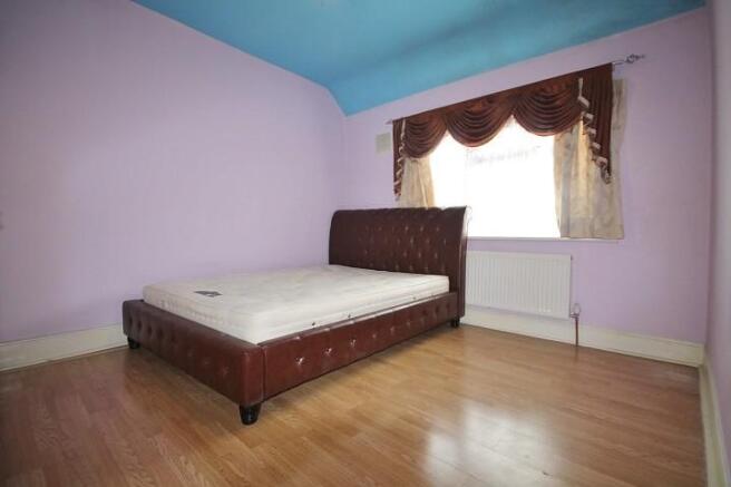 Bedroom (Email)