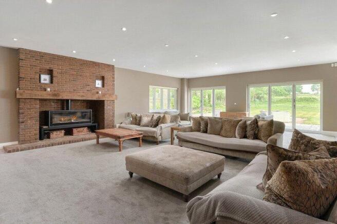 Meadow View, Chobham Road, Chobham, GU21 photo 4