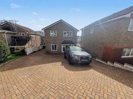 6, Lynmouth Close, Plymouth PL7 4LZ
