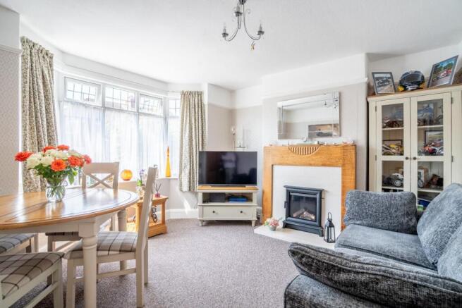3 bed Semi-Detached for sale Image 6