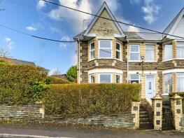 5, Cwm Road, Bargoed CF81 9BN