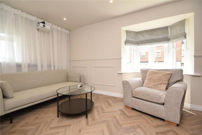 4 bed End of Terrace to rent Image 8
