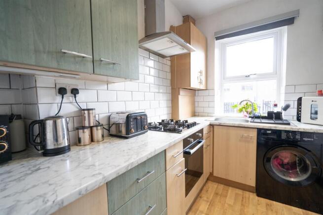 2 bed Terraced for sale Image 4
