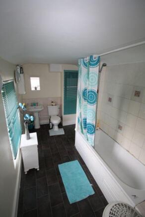 En-suite Bathroom